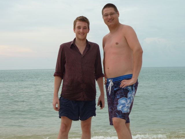 Dani & Berni am Pantai Pasir Panjang